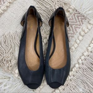 clarks peep toe flats